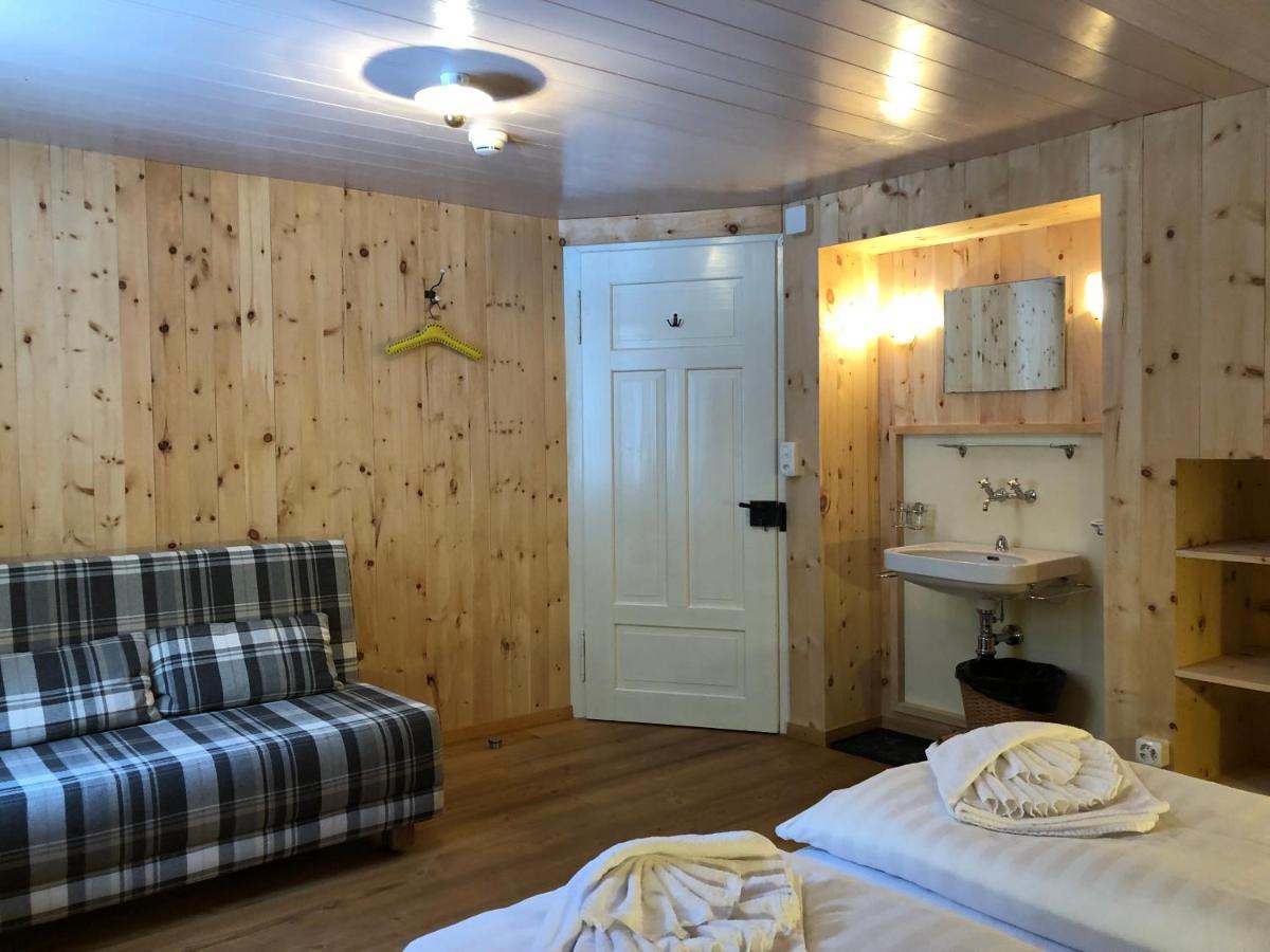 Gasthaus Spinas Bever Eksteriør billede